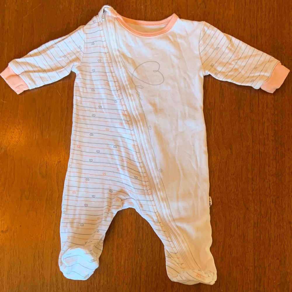 🍓3/$10 Ellen Degeneres Pink and White Heart Kids Footie size 3-6m